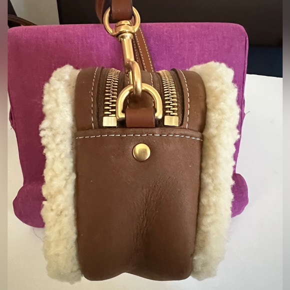 Tory Burch Perry Bombe Shearling Mini Bag in Classic Cuoio - Picture 3 of 13